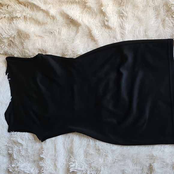 LITTLE BLACK DRESS - Picture 5 of 6